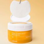 وسادات سيليماكس لتفتيح البقع الداكنة وتقليل المسام | Celimax Pore + Dark Spot Brightening Pad